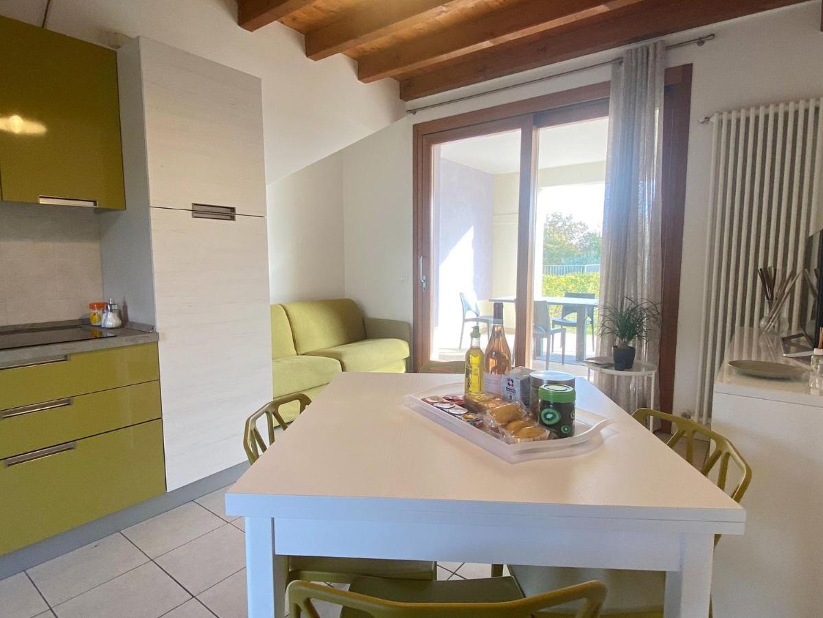 Luxury Apartments - Le Fate - Residence With Pool Манерба дел Гарда Екстериор снимка
