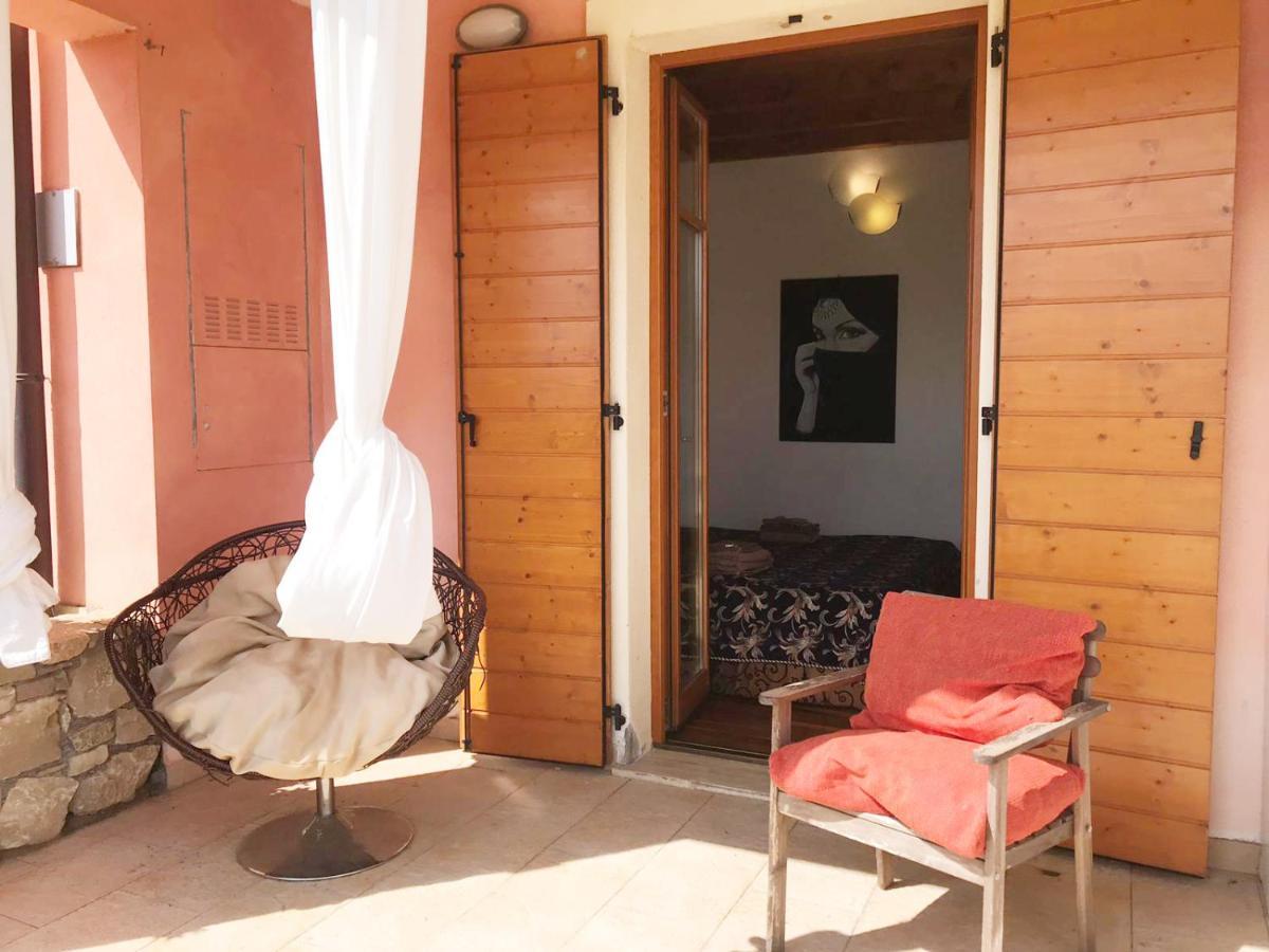 Luxury Apartments - Le Fate - Residence With Pool Манерба дел Гарда Екстериор снимка