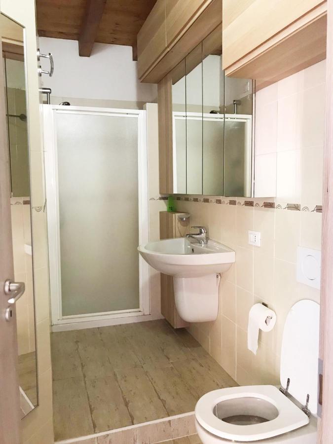 Luxury Apartments - Le Fate - Residence With Pool Манерба дел Гарда Екстериор снимка