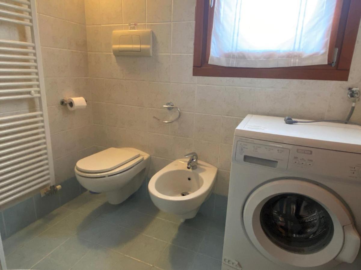 Luxury Apartments - Le Fate - Residence With Pool Манерба дел Гарда Екстериор снимка
