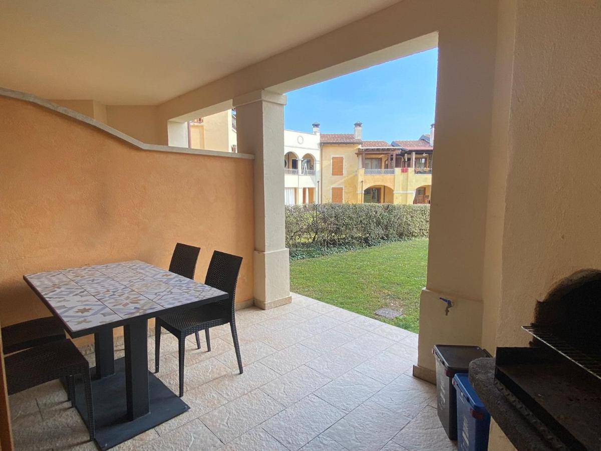 Luxury Apartments - Le Fate - Residence With Pool Манерба дел Гарда Екстериор снимка